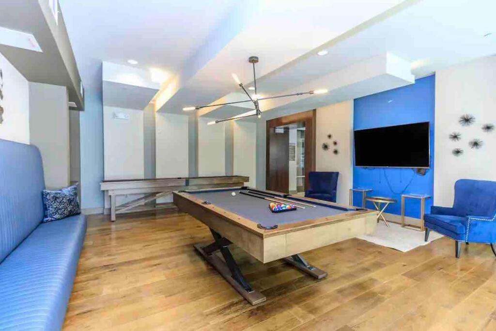 Htown Downtown Oasis Apartment Houston Exterior photo